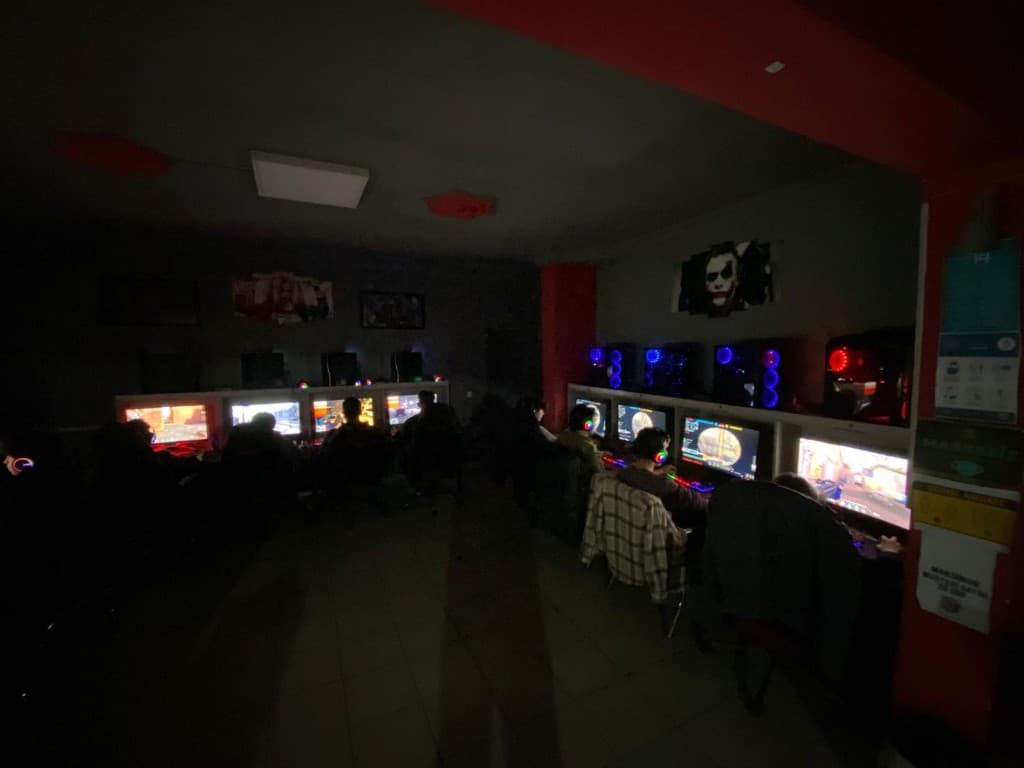 İnternet kafe gaming alanı